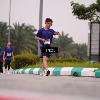 Runner Photo 7534083