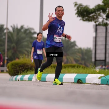 Runner Photo 7534098
