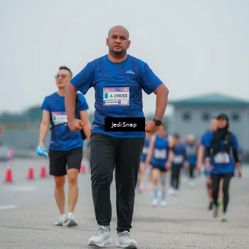 Runner Photo 7534102