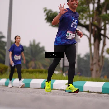 Runner Photo 7534111