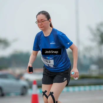 Runner Photo 7534115