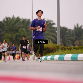 Runner Photo 7534150