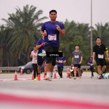 Runner Photo 7534158