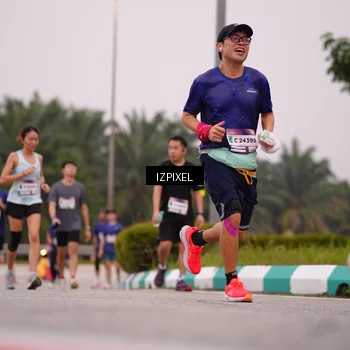 Runner Photo 7534173