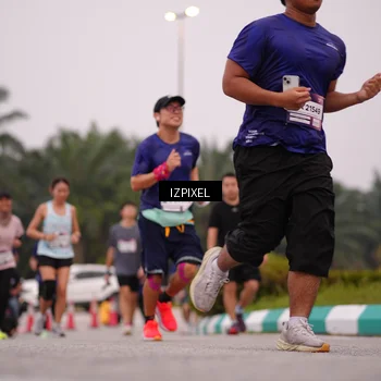 Runner Photo 7534174