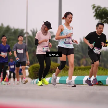 Runner Photo 7534190