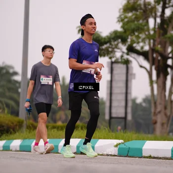 Runner Photo 7534235