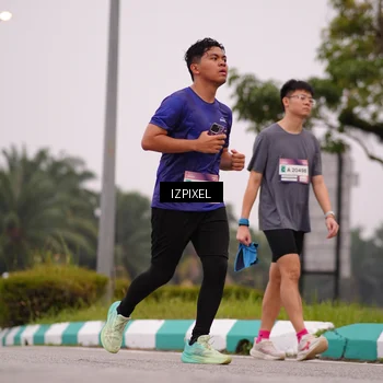 Runner Photo 7534242