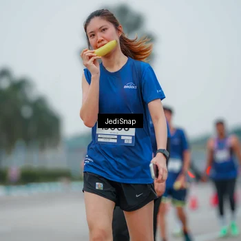 Runner Photo 7534268
