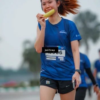 Runner Photo 7534276