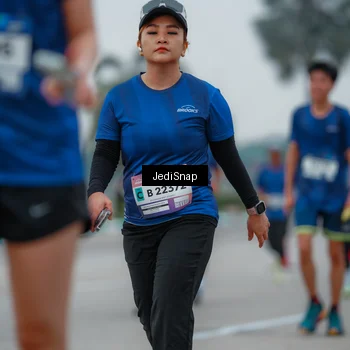 Runner Photo 7534278