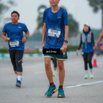 Runner Photo 7534308