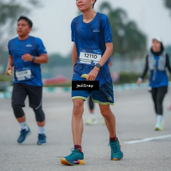 Runner Photo 7534318
