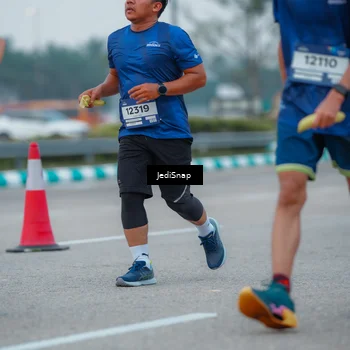 Runner Photo 7534331