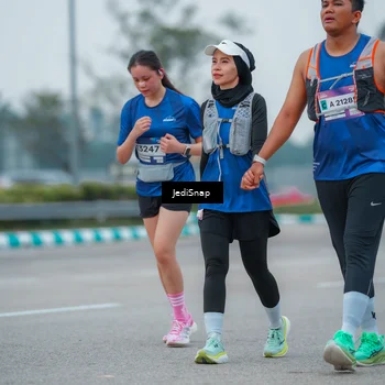 Runner Photo 7534348