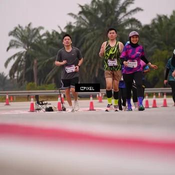 Runner Photo 7534354