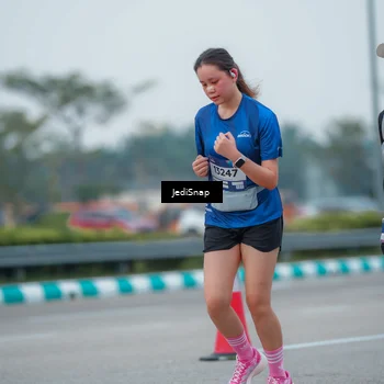 Runner Photo 7534359