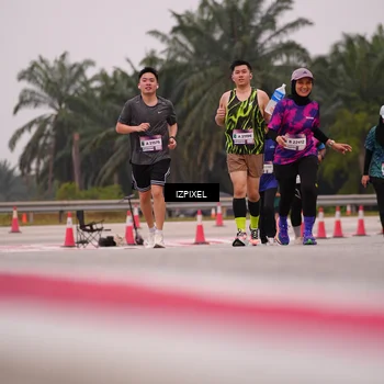Runner Photo 7534363