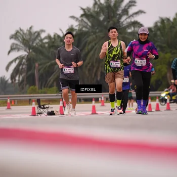 Runner Photo 7534364