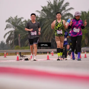Runner Photo 7534367