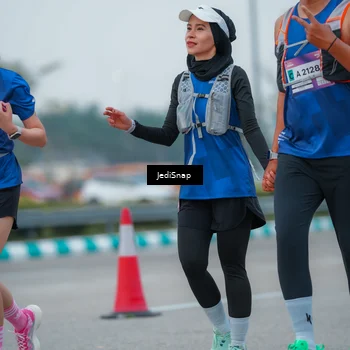 Runner Photo 7534368