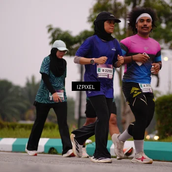 Runner Photo 7534396