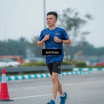 Runner Photo 7534401