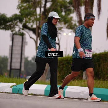 Runner Photo 7534403