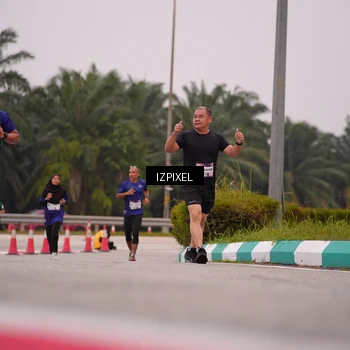 Runner Photo 7534409
