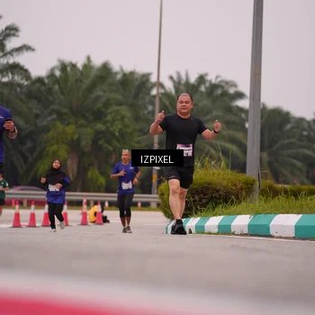 Runner Photo 7534412