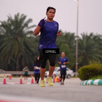 Runner Photo 7534413