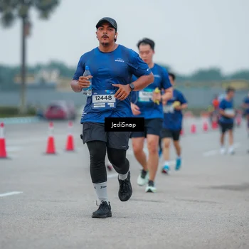 Runner Photo 7534433