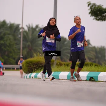 Runner Photo 7534440