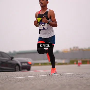 Runner Photo 7534453