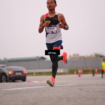 Runner Photo 7534454