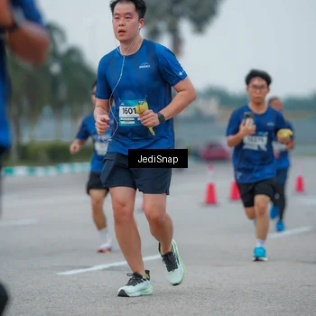 Runner Photo 7534476