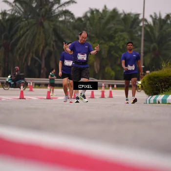 Runner Photo 7534506