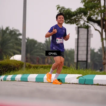 Runner Photo 7534546