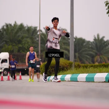 Runner Photo 7534549