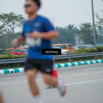 Runner Photo 7534559