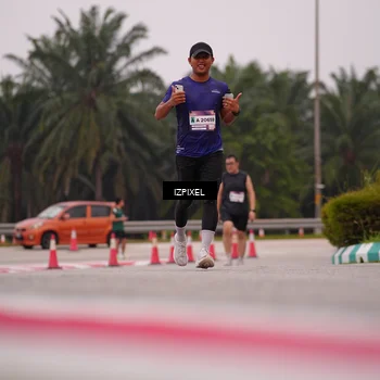 Runner Photo 7534572