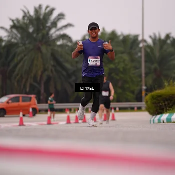 Runner Photo 7534576
