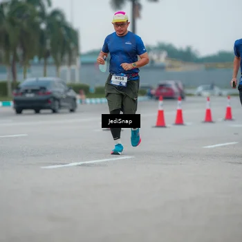 Runner Photo 7534594