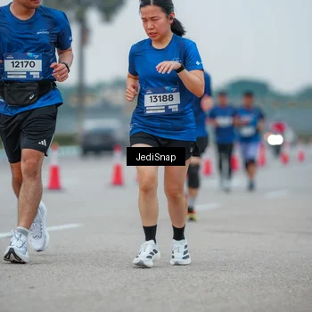Runner Photo 7534615