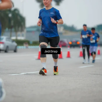Runner Photo 7534642