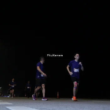 Runner Photo 7534650
