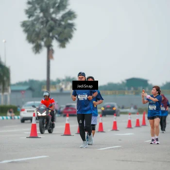 Runner Photo 7534655