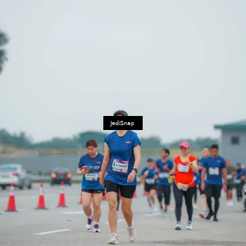 Runner Photo 7534668