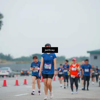 Runner Photo 7534669