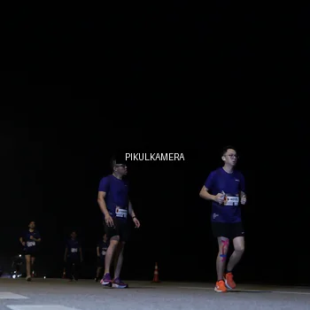 Runner Photo 7534675